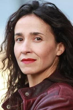 Photo of Chloé Réjon