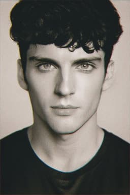 Photo of Zachary Chambers