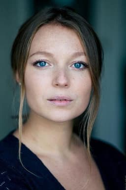 Photo of Chloé Guillot
