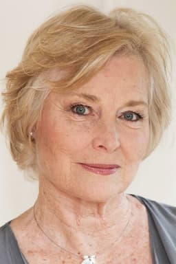 Photo of Lisa Harrow