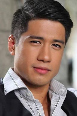 Photo of Aljur Abrenica