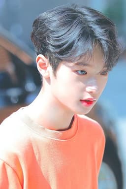 Photo of Son Dong-pyo