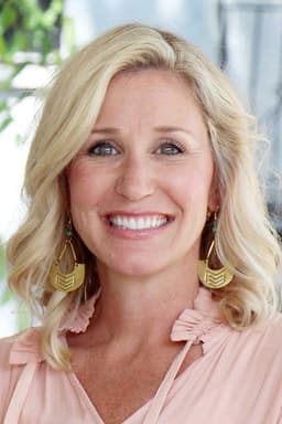 Photo of Jenny Marrs