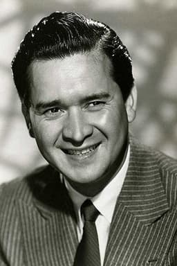 Photo of Carlos Ramírez