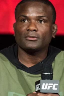 Photo of Din Thomas