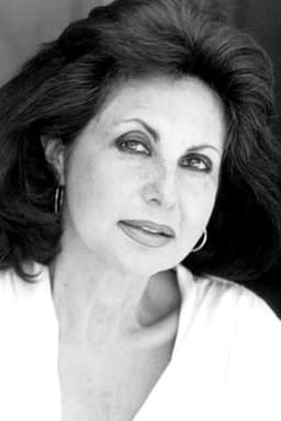 Photo of Aline Pilato