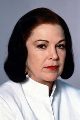 Photo of Annie Ross