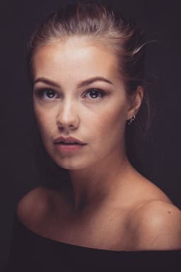 Photo of Julia Bender
