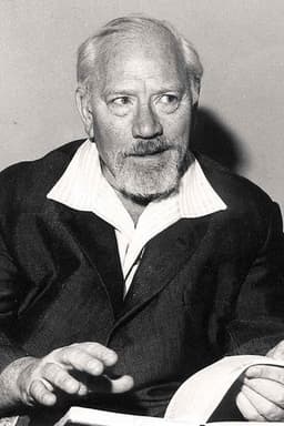 Photo of Claes Gill