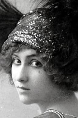Photo of Lilian Greuze