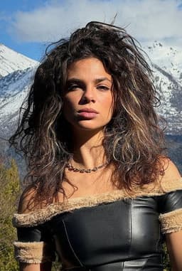 Photo of Melanie Almuina