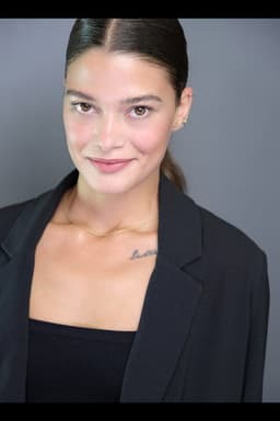 Photo of Mona Çalış