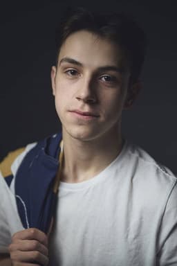 Photo of Noah Perchard