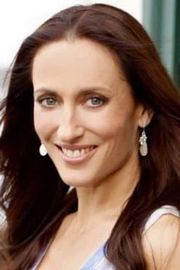 Photo of Georgie Parker