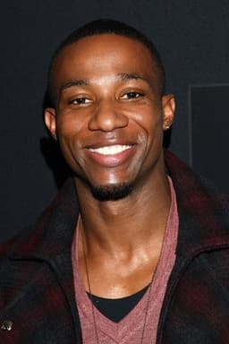 Photo of Arlen Escarpeta