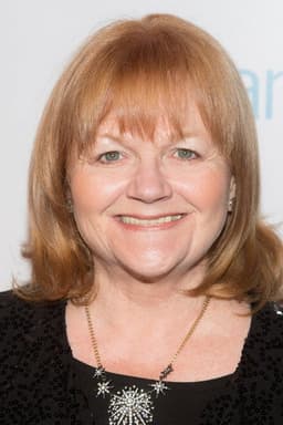 Photo of Lesley Nicol