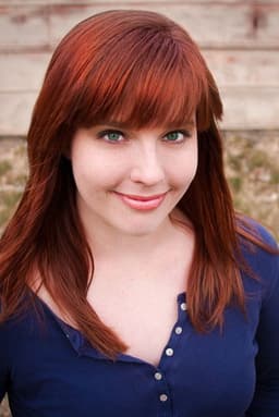 Photo of Lindsay Jones