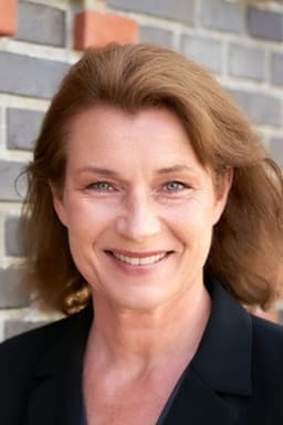 Photo of Julia Heinemann