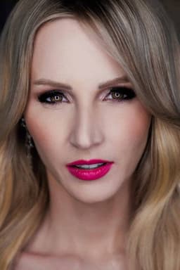 Photo of Melissa Naschenweng