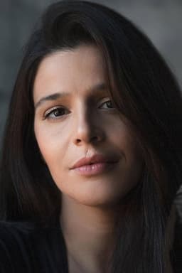 Photo of Eva Barros