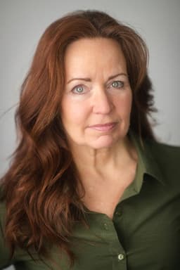 Photo of Deanna Mae Lloyd