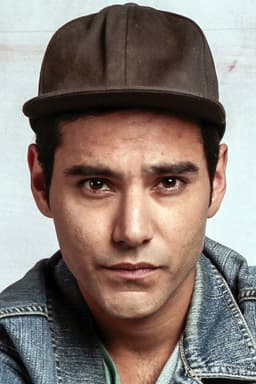 Photo of Ariel Mateluna