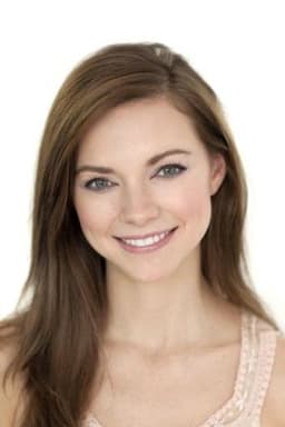 Photo of Carrie MacLemore