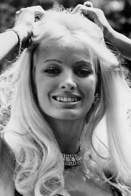 Photo of Julie Crosthwaite