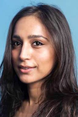 Photo of Zoya Hussain