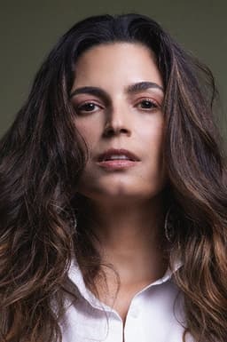 Photo of Emanuelle Araújo