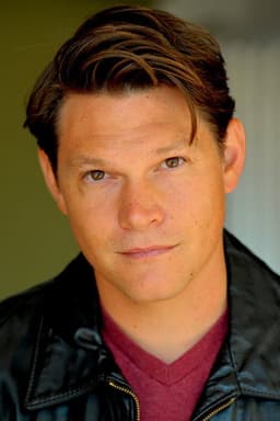 Photo of Curtis Harrison