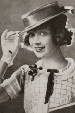 Photo of Esther Howard