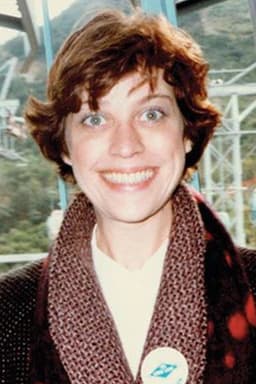 Photo of Lynne Naylor