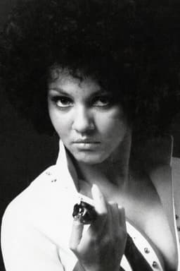 Photo of Marki Bey