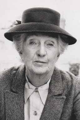 Photo of Joan Hickson