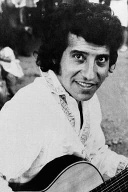 Photo of Víctor Jara