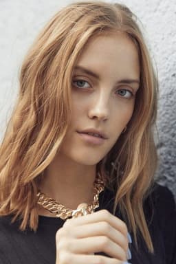 Photo of Lola Corfixen