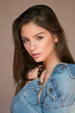Photo of Ariana Saavedra