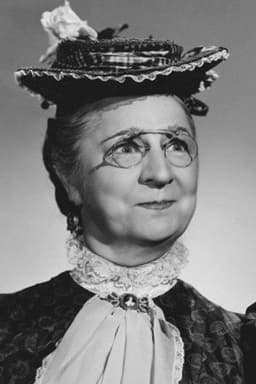 Photo of Sarah Edwards