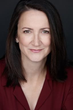 Photo of Ellie Harvie
