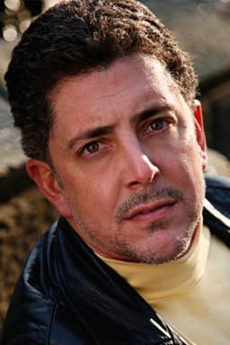 Photo of Gabe Hernandez