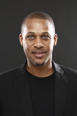 Photo of Rege Lewis