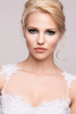 Photo of Laura Flannery