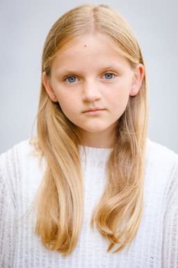 Photo of Erin Ainsworth