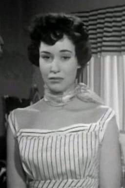 Photo of Nadia Nour
