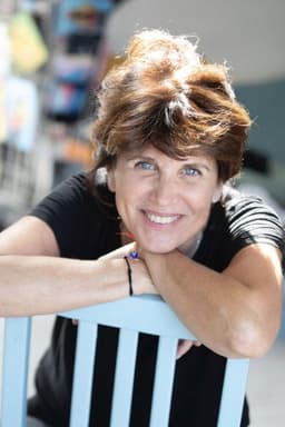Photo of Patricia Elig