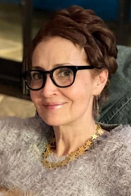 Photo of Thea Mann