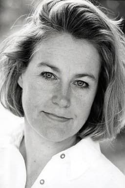 Photo of Barbara Wilshere