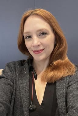 Photo of Holly Lazo