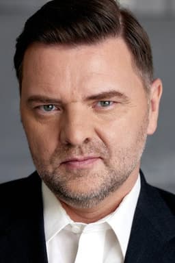Photo of Aaron Lyons